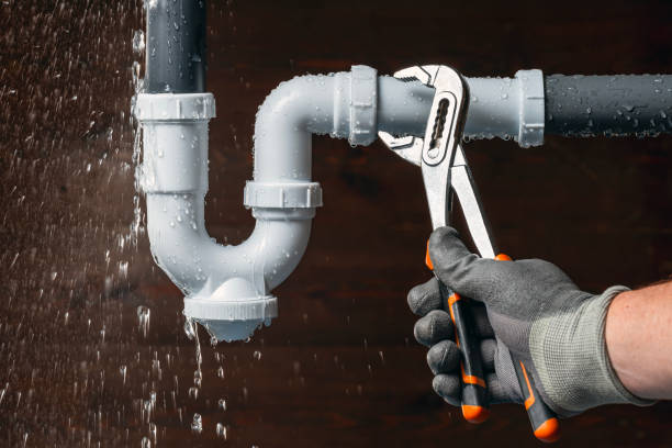 Professional Plumbing technician working in Cranks, KY